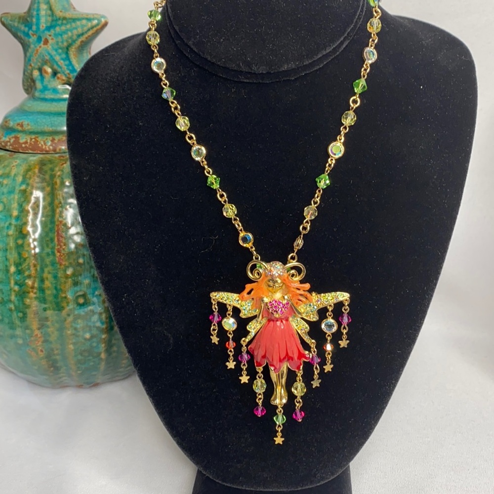 VTG Kirk's Folly Antenna Fairy pendant/ brooch, Enhancer on 16" chain